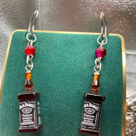 Mini Whiskey Red/Pink Crackle Glass Earrings - Picture 1 of 2